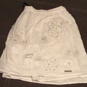 A&F White Skirt